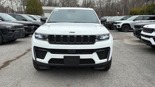 2026 Jeep Grand Cherokee Laredo