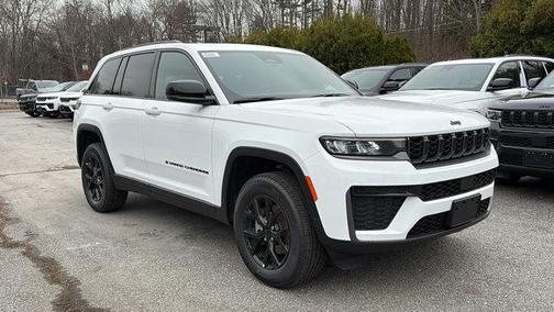 2026 Jeep Grand Cherokee Laredo