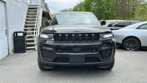 Diamond Black 2026 Jeep Grand Cherokee Limited