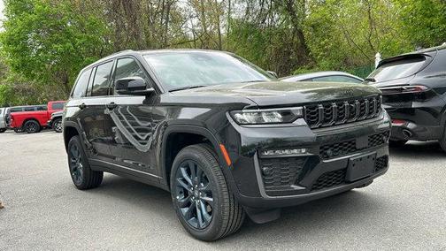 Diamond Black 2026 Jeep Grand Cherokee Limited