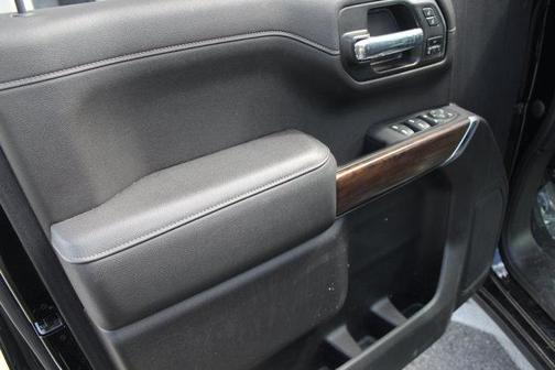 Onyx Black 2021 GMC Sierra 1500 SLT
