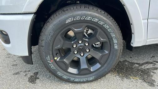 Bright White Clearcoat 2026 RAM 1500 Big Horn