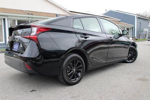 2022 Toyota Prius LE