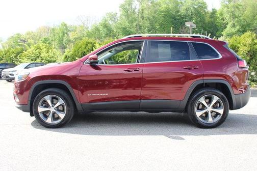 Velvet Red Pearlcoat 2019 Jeep Cherokee Limited