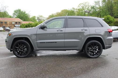2022 Jeep Grand Cherokee WK Laredo