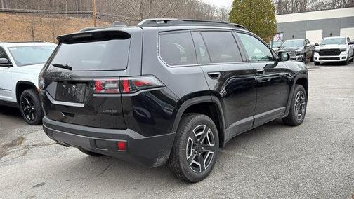 Diamond Black 2026 Jeep Cherokee LAREDO/LIMITED