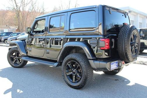 2022 Jeep Wrangler Unlimited Sahara Altitude