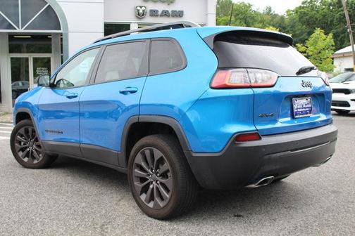 Hydro Blue Pearlcoat 2021 Jeep Cherokee Latitude Lux