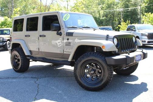 Gobi Clearcoat 2017 Jeep Wrangler Unlimited Sahara