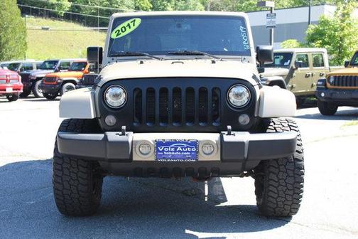 Gobi Clearcoat 2017 Jeep Wrangler Unlimited Sahara
