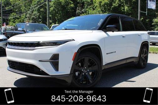 Bright White Clearcoat 2024 Jeep Wagoneer S Launch Edition