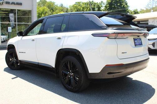 Bright White Clearcoat 2024 Jeep Wagoneer S Launch Edition