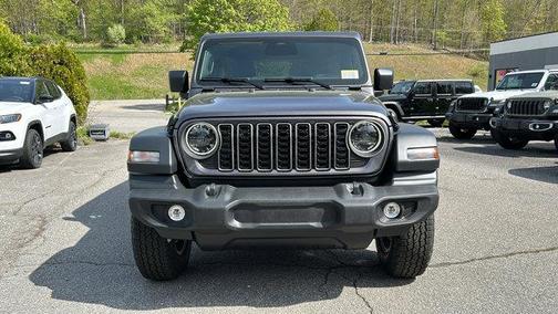Granite Crystal Clearcoat Metallic 2026 Jeep Wrangler Sport