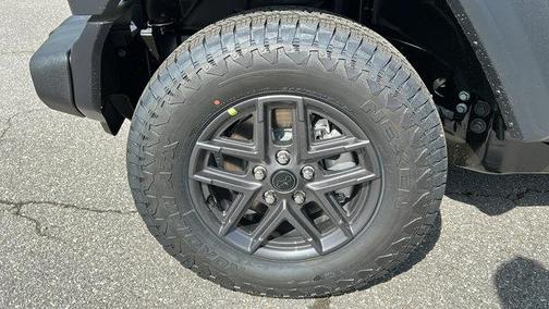 Granite Crystal Clearcoat Metallic 2026 Jeep Wrangler Sport