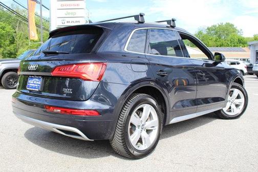 Moonlight Blue Metallic 2018 Audi Q5 2.0T Premium Plus