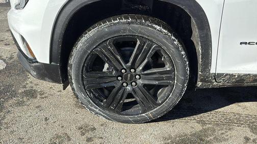 Summit White 2026 GMC Acadia Elevation