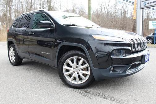 Brilliant Black Crystal Pearlcoat 2014 Jeep Cherokee Limited