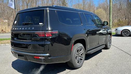 2025 Jeep Wagoneer L Base