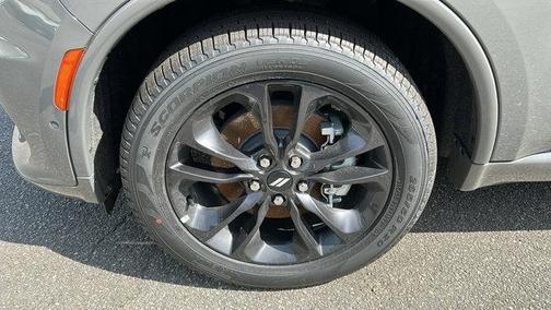 Destroyer Gray Clearcoat 2026 Dodge Durango GT
