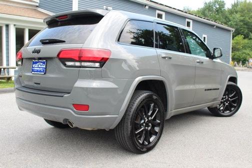 2022 Jeep Grand Cherokee WK Laredo