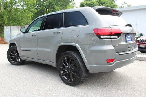 2022 Jeep Grand Cherokee WK Laredo