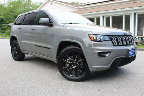 2022 Jeep Grand Cherokee WK Laredo