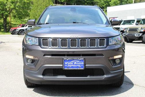 Granite Crystal Clearcoat Metallic 2019 Jeep Compass Latitude