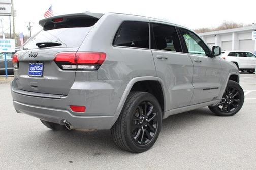 2022 Jeep Grand Cherokee WK Laredo