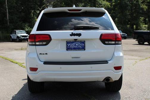 2022 Jeep Grand Cherokee WK Laredo
