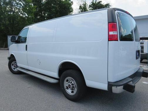 2023 GMC Savana 2500 Work Van