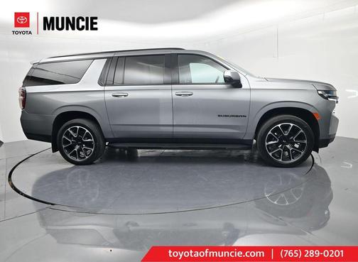 Sterling Gray Metallic 2023 Chevrolet Suburban RST