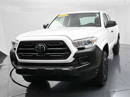 2018 Toyota Tacoma SR