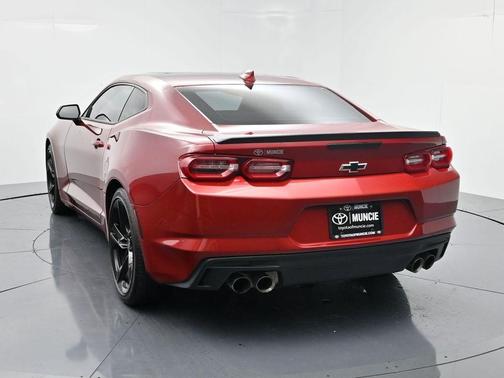 2020 Chevrolet Camaro RWD Coupe LT1