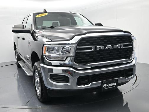 2022 RAM 2500 Big Horn Crew Cab 4x4 6'4' Box
