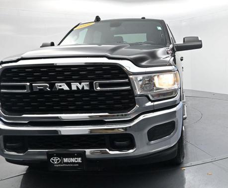 2022 RAM 2500 Big Horn Crew Cab 4x4 6'4' Box