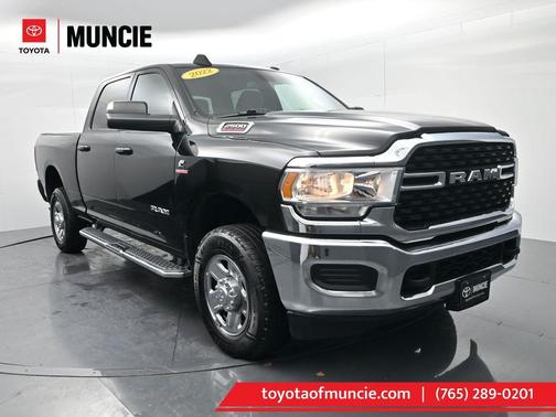 2022 RAM 2500 Big Horn Crew Cab 4x4 6'4' Box