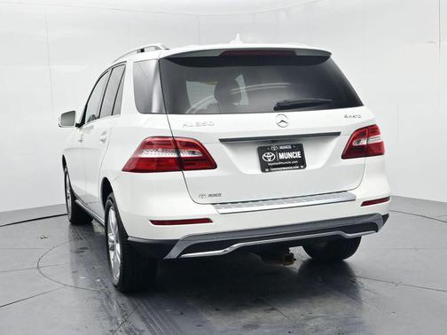 2015 Mercedes-Benz M-Class 4MATIC
