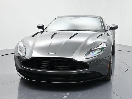 2018 Aston Martin DB11 V12
