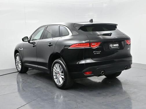 2019 Jaguar F-PACE 30t Prestige