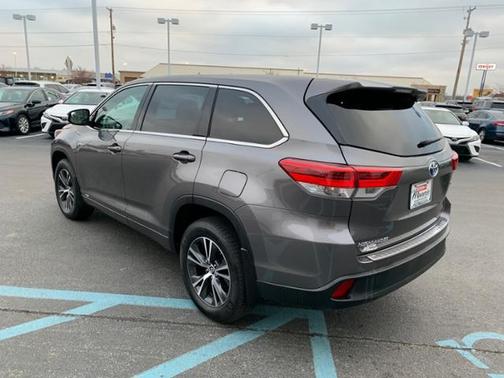 2018 Toyota Highlander Hybrid LE