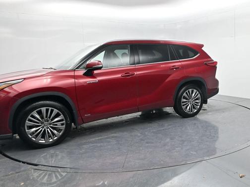 2020 Toyota Highlander Hybrid Platinum