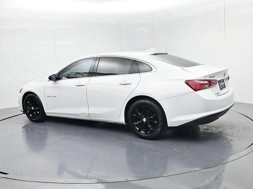 Summit White 2020 Chevrolet Malibu FWD LT
