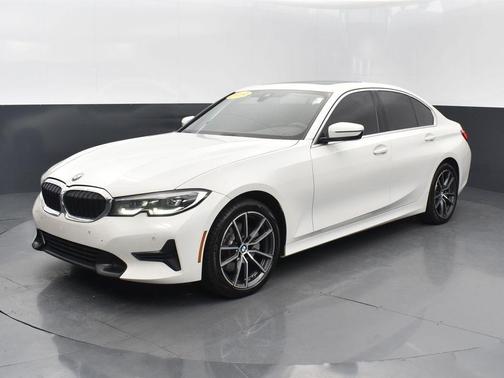 2019 BMW 330 i xDrive