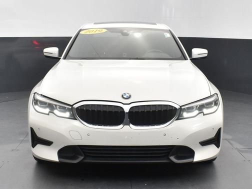 2019 BMW 330 i xDrive