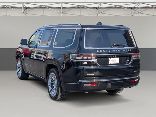 Diamond Black Crystal Pearlcoat 2022 Jeep Grand Wagoneer Series II 4x4