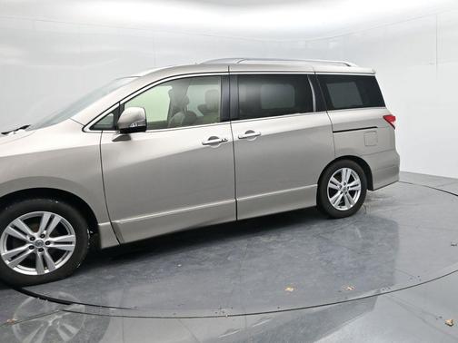 2012 Nissan Quest LE