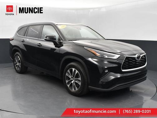 2024 Toyota Highlander XLE