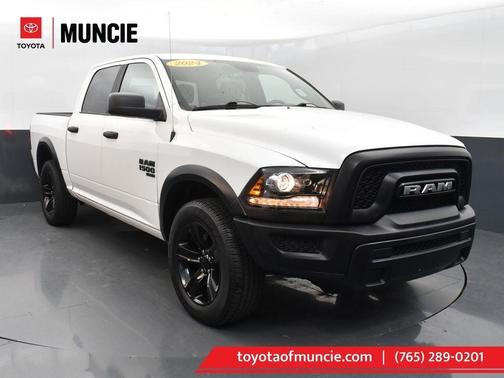 2024 RAM 1500 Classic Warlock Crew Cab 4x4 5'7' Box