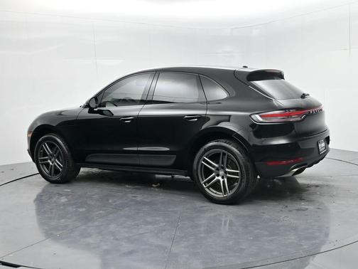 2021 Porsche Macan Base