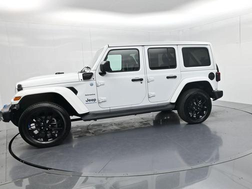 Bright White Clearcoat 2023 Jeep Wrangler 4xe Sahara